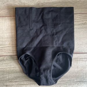 High Waisted Body Shapewear Slip On Panty Small Waist Flat Stomach Size: M